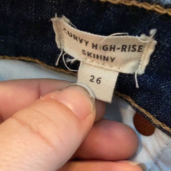 Madewell High-Rise Skinny Jeans - Picture 6 of 8